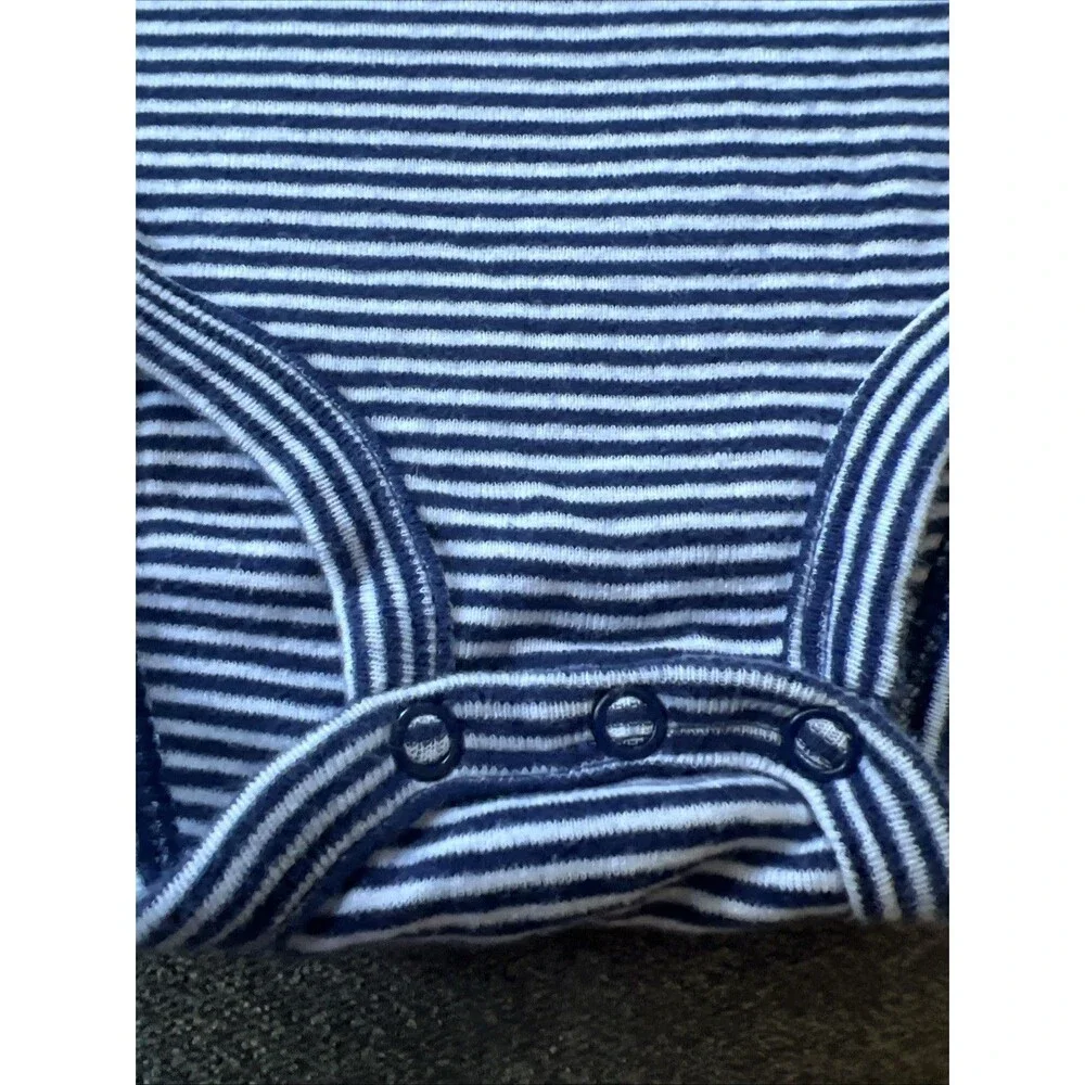 Carter's Cute Striped Bodysuit Size 3 Months‎